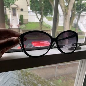 Plain Black Sunglasses 😎